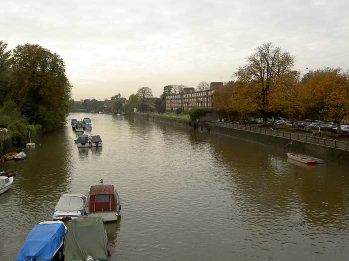 The view upstream from the Eel Pie bridge